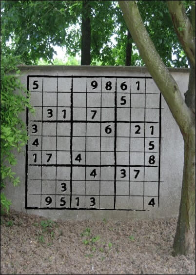 Cartes postales Jeux : Sudoku géant - Sur un mur