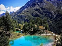 Jeu Puzzle Casse-tête en ligne Paysages Montagnes Herens Lac bleu Suisse